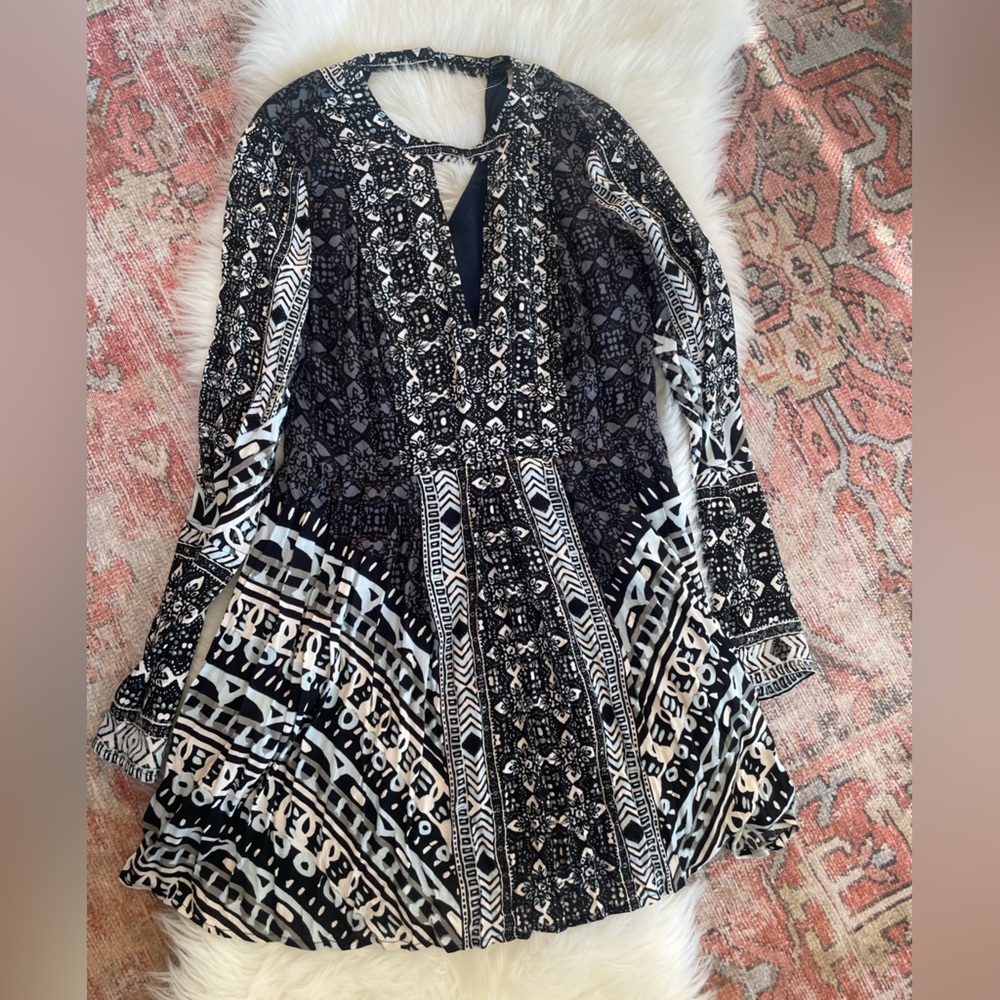 Free People dress size 4 bell sleeve worn once